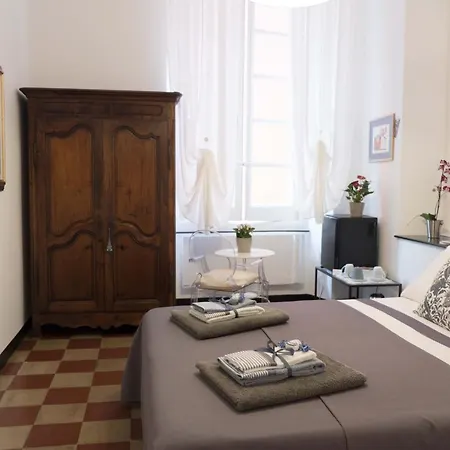 In Canneto...genova Nel Cuore.